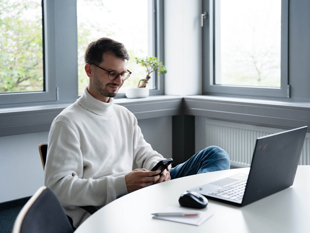 Online-Support von CREFORM am Smartphone