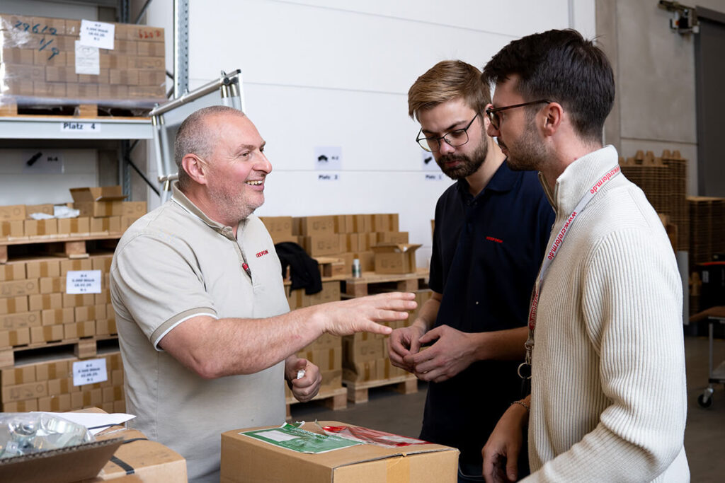 Projektbesprechung mit einem Kunden bei CREFORM